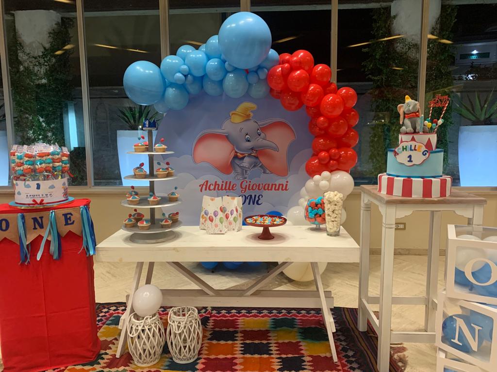 Allestimento palloncini special arco da tavolo e nome *Happy Party Shop *
